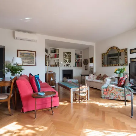 Apartamento Piazza Lovatelli Luxury Penthouse *