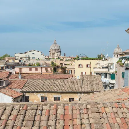 Apartamento Piazza Lovatelli Luxury Penthouse