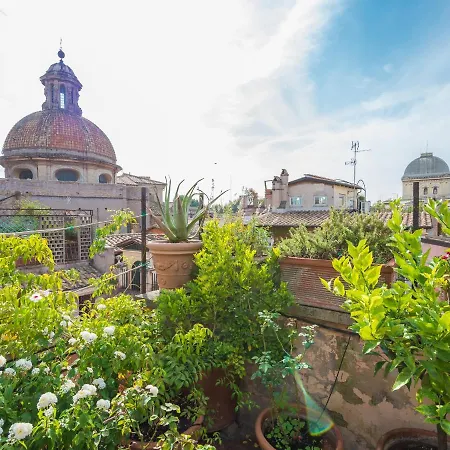 公寓 Piazza Lovatelli Luxury Penthouse *