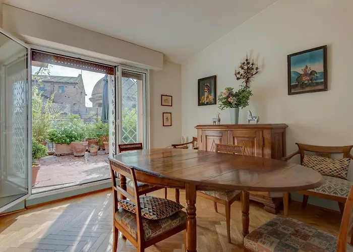 公寓 Piazza Lovatelli Luxury Penthouse *